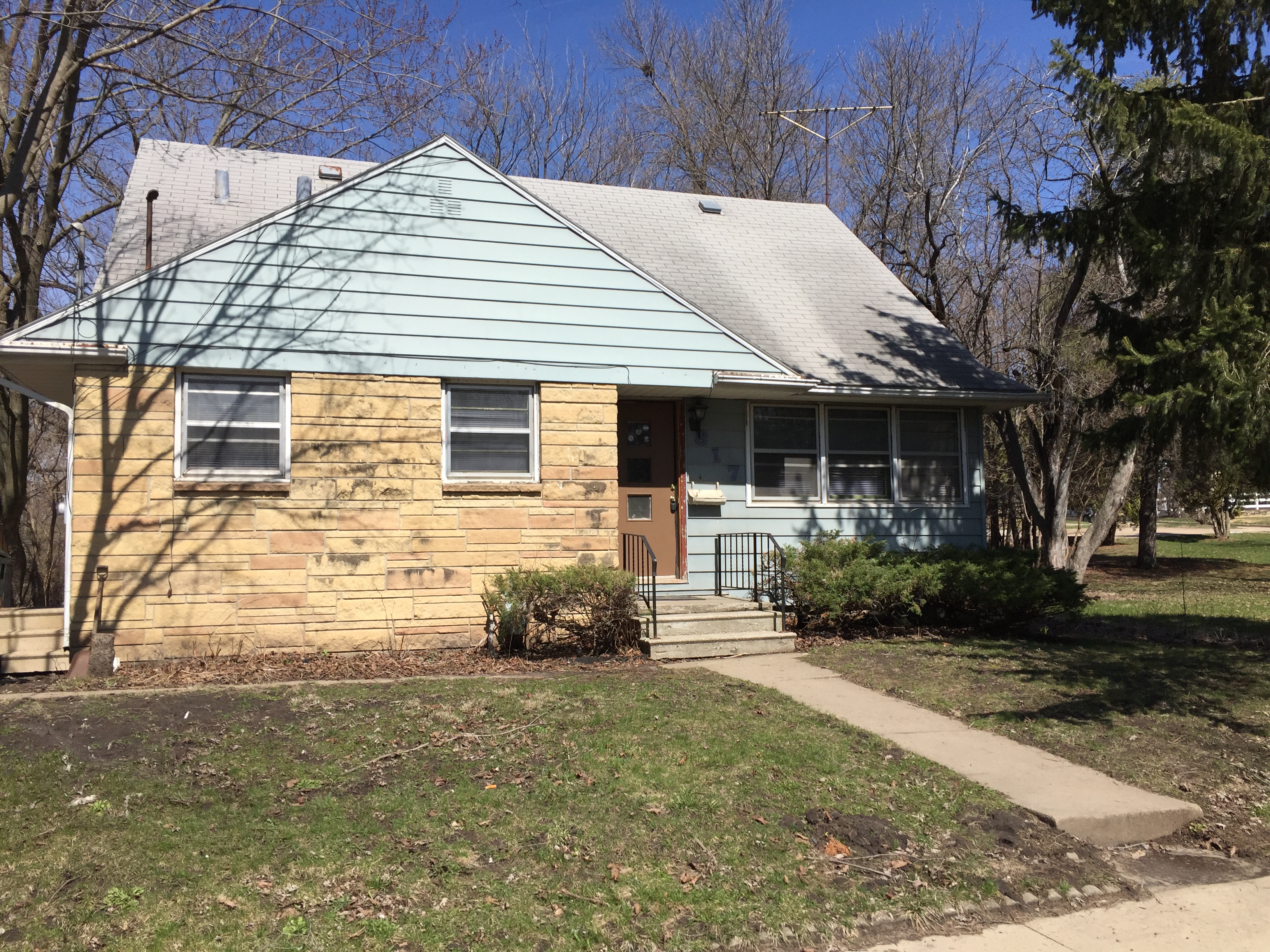 Waterloo House Real Estate 817 Glenwood SulenticFischels